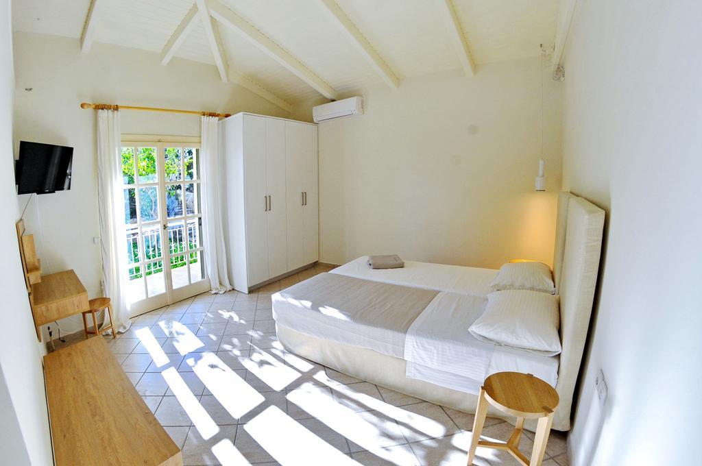 Vkastri Aparthotel Vasilikí Cameră foto